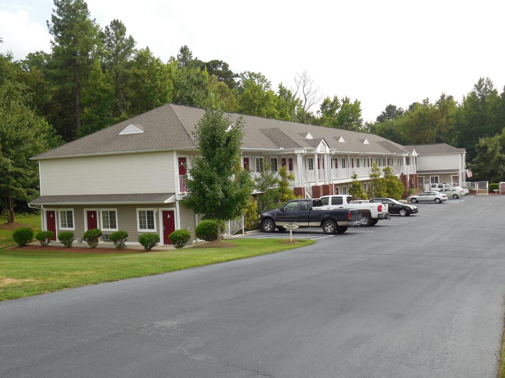 Affordable Suites Salisbury Εξωτερικό φωτογραφία