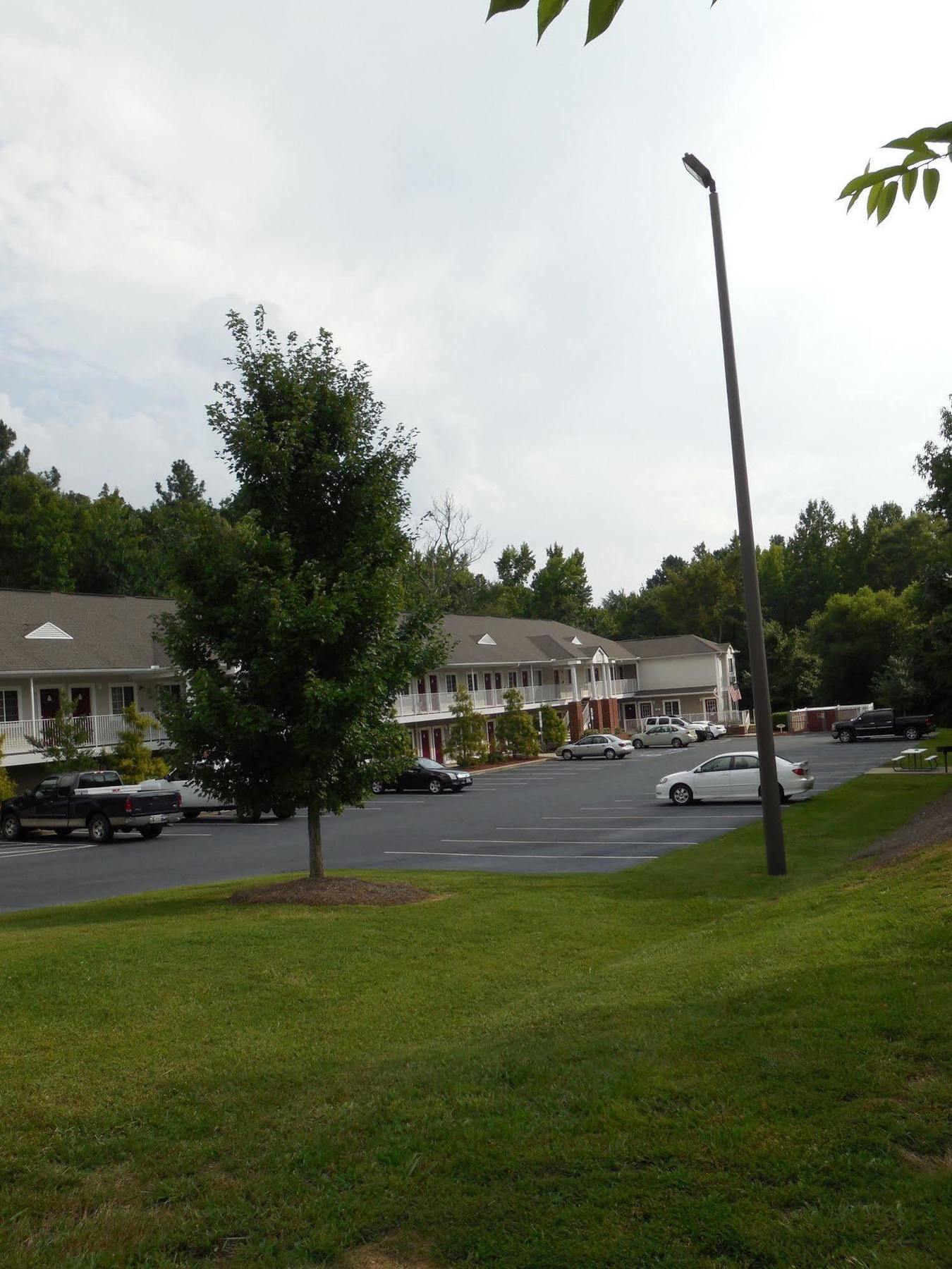 Affordable Suites Salisbury Εξωτερικό φωτογραφία