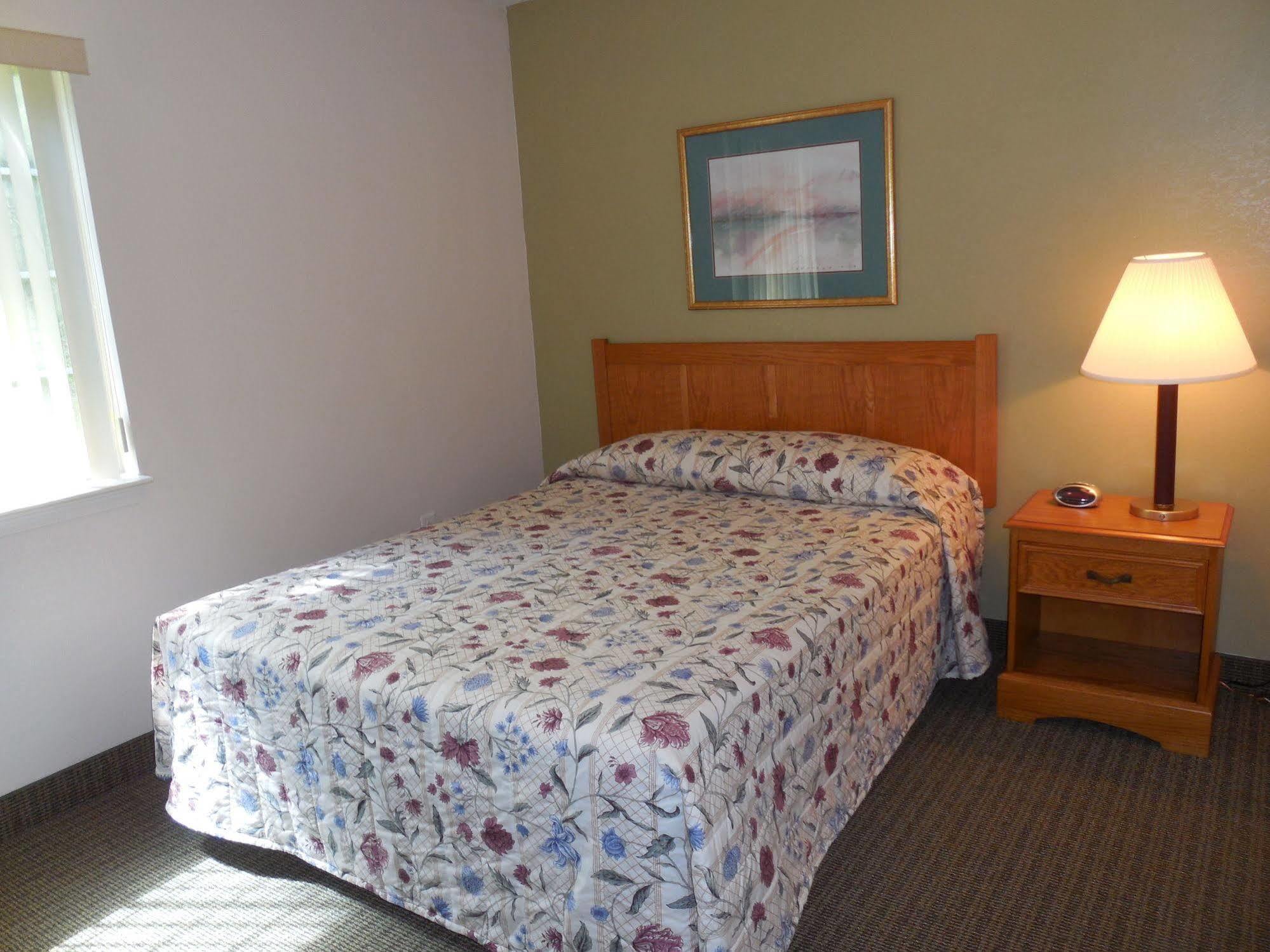 Affordable Suites Salisbury Εξωτερικό φωτογραφία