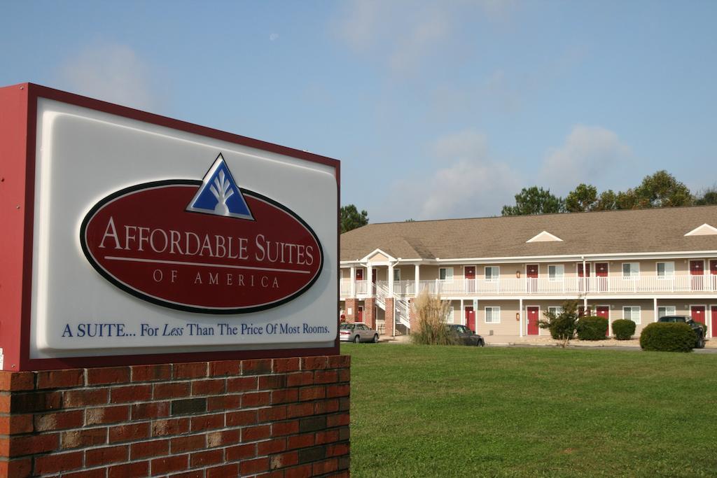 Affordable Suites Salisbury Εξωτερικό φωτογραφία